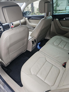 Volkswagen passat B7 (8 foto / 9)