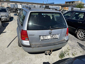 WV Golf IV запасные части (4 фото из 8)