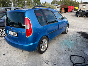 Skoda Roomster 1,4d 59 kwt varuosad (4 foto / 7)