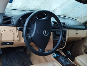 Mercedes ML320 W163 varuosad (9 foto / 10)