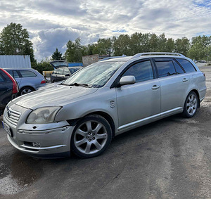 TOYOTA AVENSIS T25 VARUOSAD (8 foto / 8)
