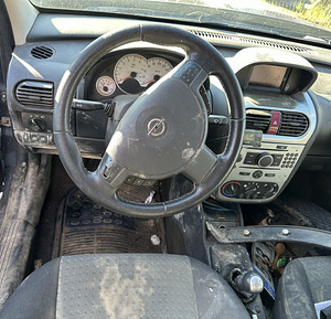 OPEL COMBO, 1,7D 74 KWT, VARUOSAD (6 foto / 8)