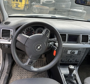 OPEL VECTRA 1,9D 110 КВт, ЗАПЧАСТИ (5 фото из 8)