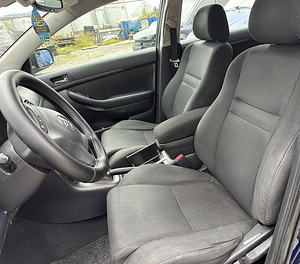 TOYOTA AVENSIS 1,8 BENSIIN, VARUOSAD (8 foto / 10)