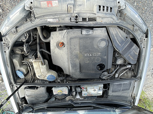 AUDI A4 B7 2,0 TDI, AUTOMAAT, VARUOSAD (6 foto / 7)