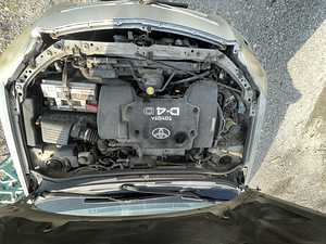 TOYOTA AVENSIS 2,0 D4D 85 KWT, VARUOSAD (7 foto / 7)