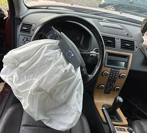 VOLVO V50 1,6D VARUOSAD (6 foto / 7)