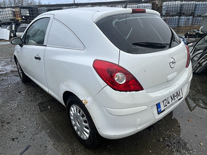 OPEL CORSA 1,3D 55 KWT, VARUOSADEKS (4 foto / 10)