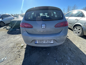 SEAT LEON 1,6 BENSIIN, VARUOSAD (5 foto / 10)