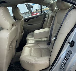 VOLVO S60 2,4 TURBO BENS AUTOMAAT, VARUOSAD (3 foto / 9)