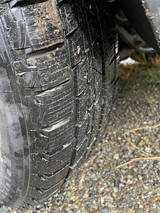 VOLVO S40 1,6 DIISEL, VARUOSAD (6 foto / 10)
