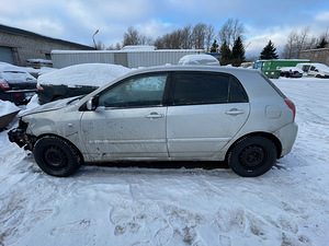 TOYOTA COROLLA 1,4 D4D 66 KWT, VARUOSAD (6 foto / 10)