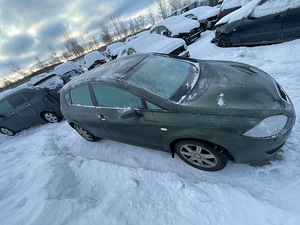 SEAT LEON 1,6 75 KWT, VARUOSAD (2 foto / 10)