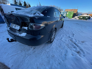 MAZDA 6 2,0 DIS 89 KWT, VARUOSAD (6 foto / 10)