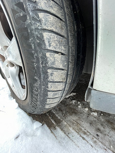 TOYOTA AVENSIS 1,8 BENS VARUOSAD (7 foto / 10)