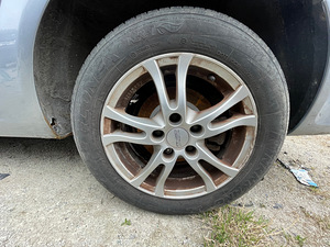 OPEL ASTRA H 1,6 BENSIIN 77 KWT, VARUOSAD (4 foto / 10)