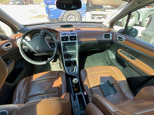 PEUGEOT 307 2.0 BENS AUTOMAAT, VARUOSAD (5 foto / 10)