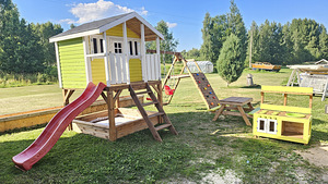 Lastemaja / mängumaja komplekt (2 foto / 8)