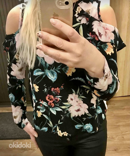 Красивая цветочная блузка S (фото #3)