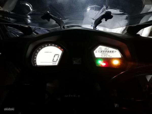 Honda CBR 650 F (фото #2)