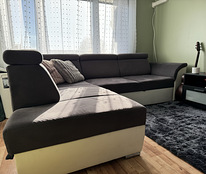 Угловой диван-кровать с ящиком для белья