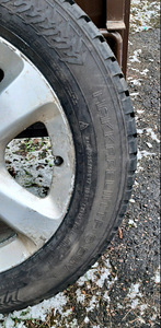 Talverehvid Nokian 225/60/R17 (2 foto / 5)