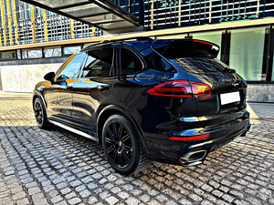 Porshe Cayenne (2 foto / 8)