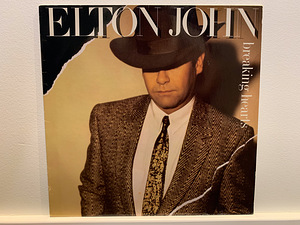 Elton John "Breaking Hearts" (Vinyl)