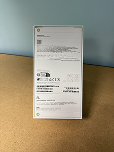 iPhone 17 Pro, 256GB, серебряный, синий (4 фото из 4)