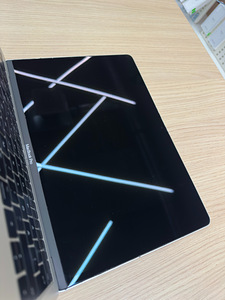 Apple Macbook Pro 2017 13" 8GB/128GB - Silver (Grade A) (5 foto / 6)