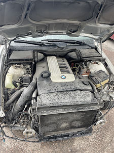 Запчасти для BMW 530D E39 (8 фото из 10)
