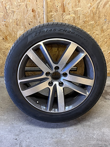 AUDI Q7 Ronal R20 veljed suverehvidega (1 foto / 9)