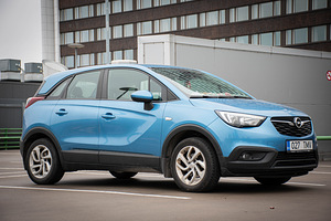 Opel Crossland X 1.2 81kw (3 foto / 13)