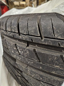 Müüa suve rehvid+talve rehvid Kia Sportage (2 foto / 4)