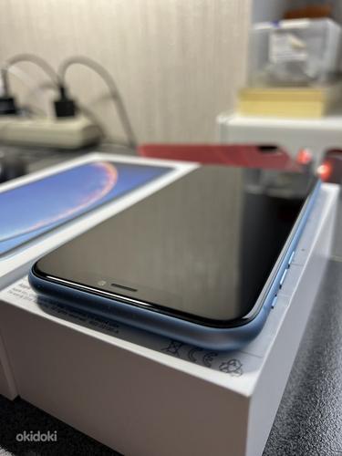 Apple iPhone XR 64 ГБ Синий (фото #5)