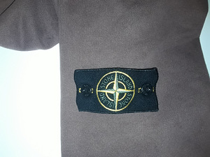 Stone island свитшот (3 фото из 6)