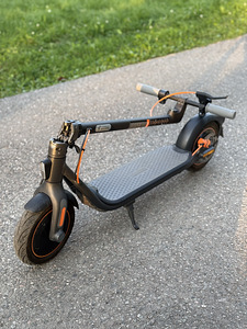 Segway Ninebot eKickscooter F40E (5 foto / 5)