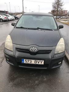 Toyota Corolla Verso D-CAT 2.2 130kw (2 foto / 10)