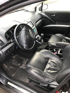 Toyota Corolla Verso D-CAT 2.2 130kw (10 foto / 10)