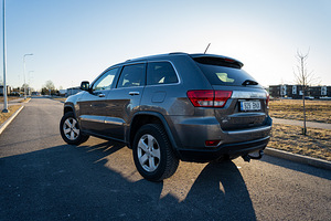 Müüa Jeep Grand Cherokee (2 foto / 7)