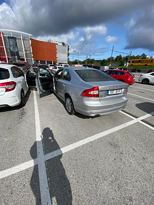 Volvo s 80 (3 foto / 9)