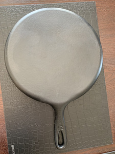 Pannkoogi pann Le Creuset (3 foto / 3)