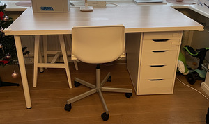Ikea kirjutuslaud- ja tool (1 foto / 3)