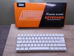 Royal Kludge RK61 60% juhtmevaba mehaaniline klaviatuur (2 foto / 9)