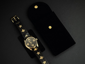 GUCCI G-Timeless Black Dial Black Leather Ladies Watch (6 foto / 7)