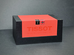 Часы Tissot Everytime Medium (6 фото из 7)