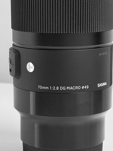 Sigma 70mm f/2.8 DG Macro Art objektiiv Sony E-mount kaamera (2 foto / 3)