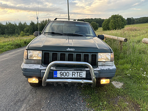 Jeep Grand Cherokee 4.0 135kW. (3 foto / 11)