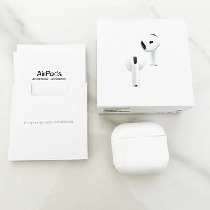 AirPods 4 (8 фото из 10)