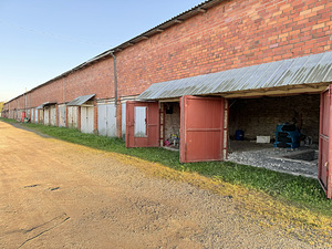 Продам двойной гараж в Силламяэ (2 фото из 10)